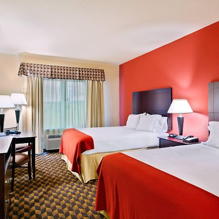 Holiday Inn Express & Suites Malvern By Ihg Екстер'єр фото