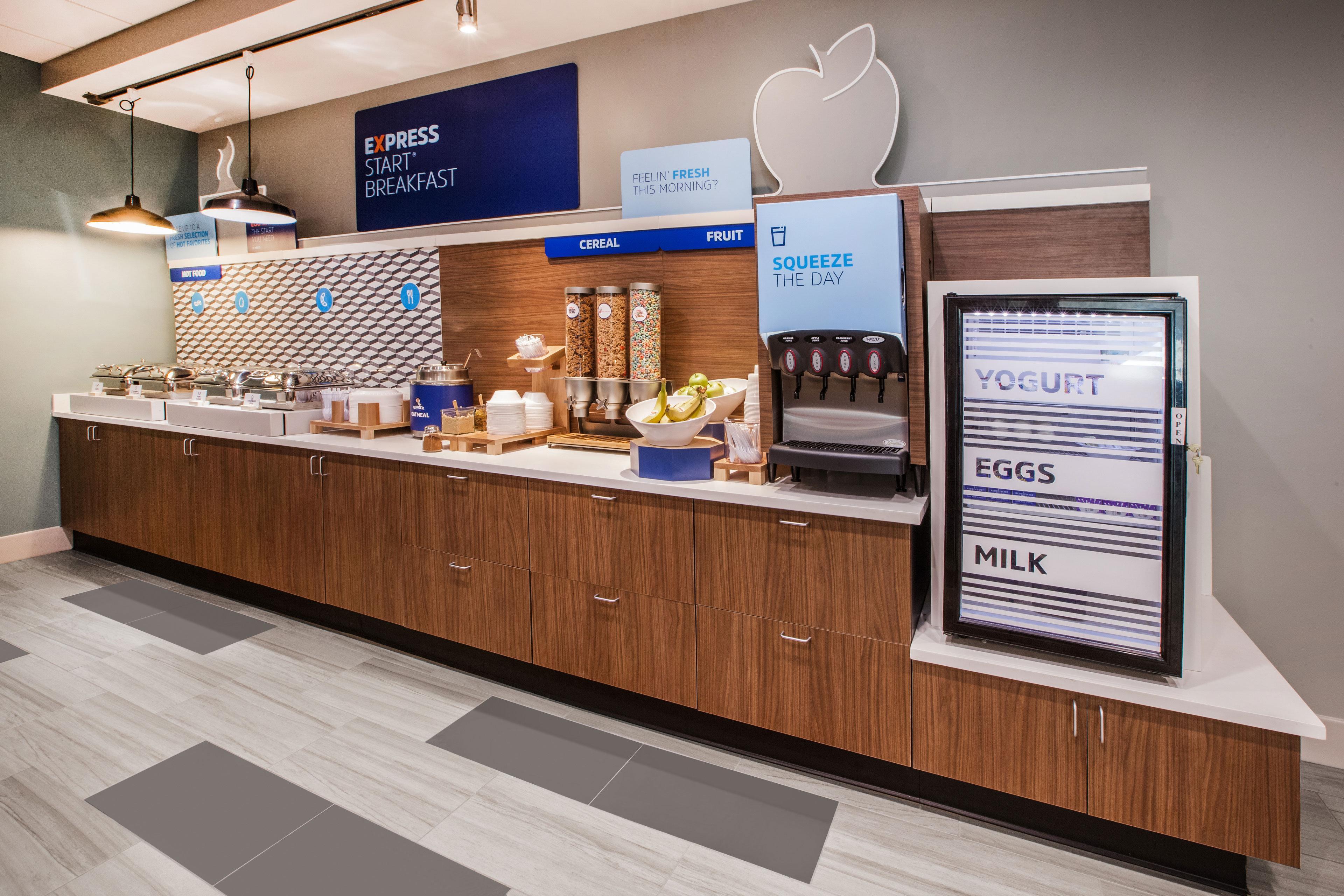 Holiday Inn Express & Suites Malvern By Ihg Екстер'єр фото