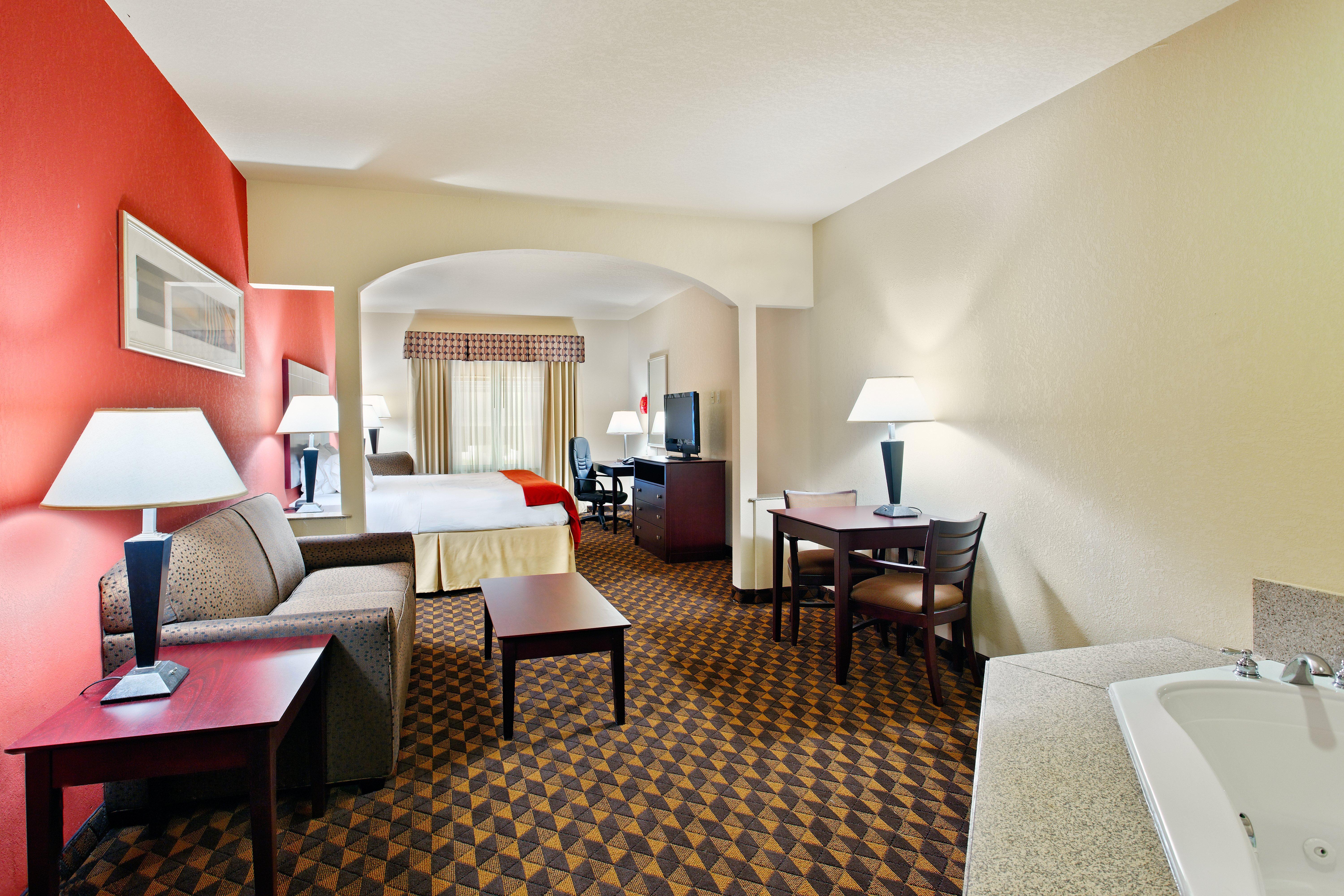 Holiday Inn Express & Suites Malvern By Ihg Екстер'єр фото