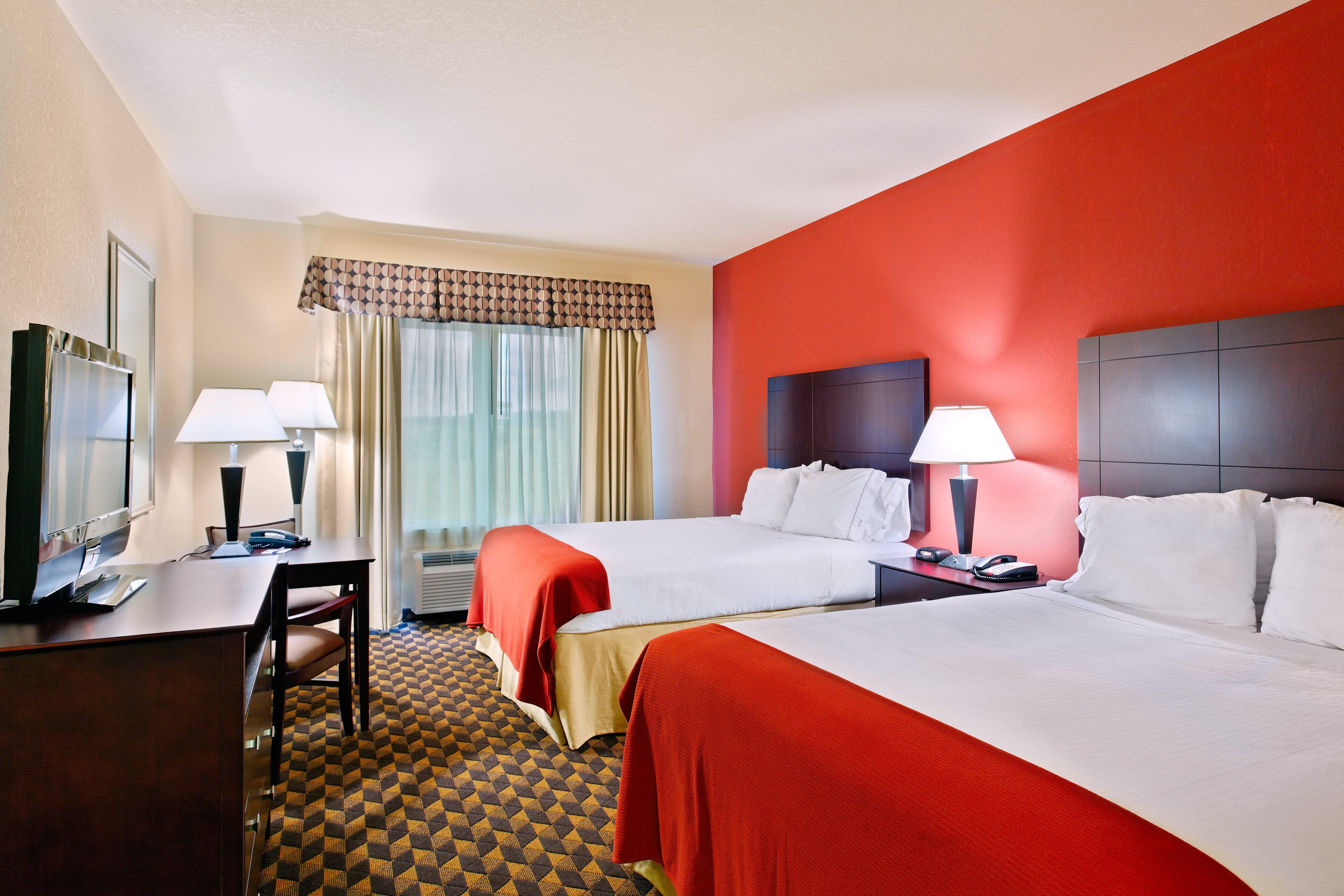 Holiday Inn Express & Suites Malvern By Ihg Екстер'єр фото