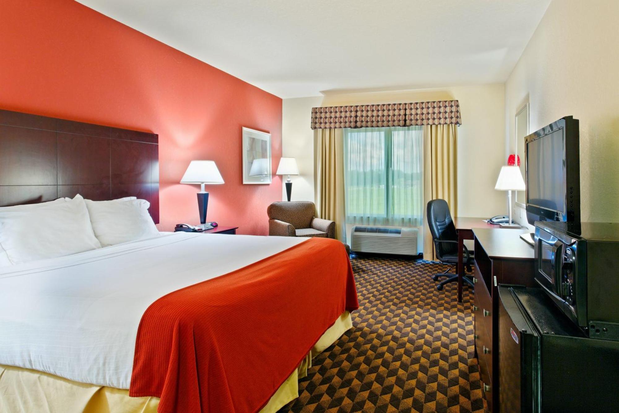 Holiday Inn Express & Suites Malvern By Ihg Екстер'єр фото
